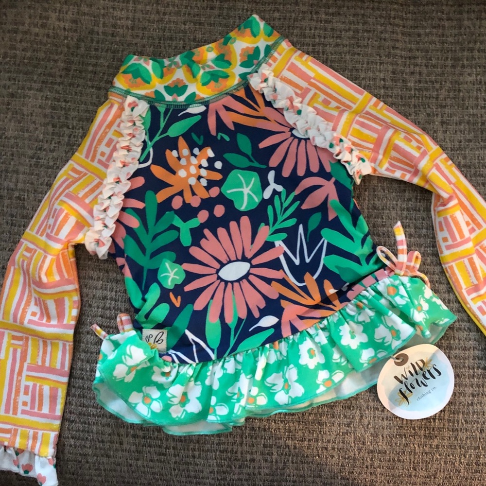 NWT Wildflowers Rashguard